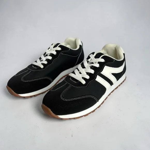Black White Retro Sneakers Lace Up Athletic Casual Shoes Gum Sole Size 7.5 - Picture 5 of 15